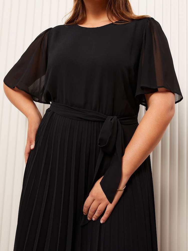 Friends Like These Black Curve Angel Sleeve Chiffon Pleat Midi Dress - Image 4 of 4 Friends Like These Black Curve Angel Sleeve Chiffon Pleat Midi Dress - Image 4 of 4