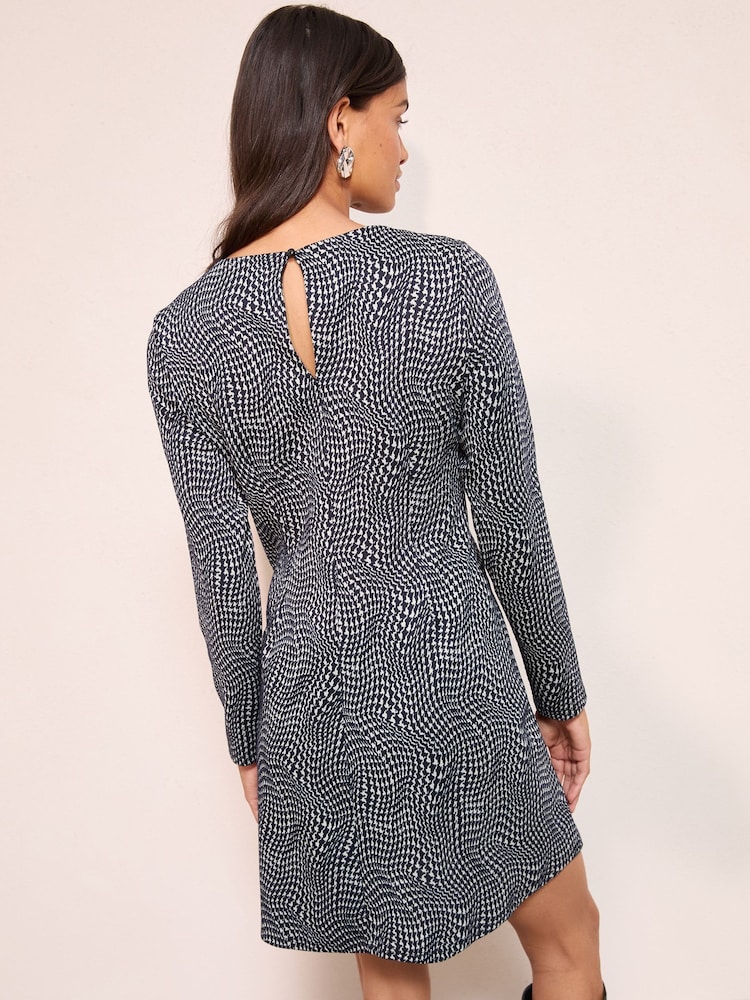 Friends Like These Black/White Petite Long Sleeve Pocket Detail Cosy Mini Dress - Image 4 of 4 Friends Like These Black/White Petite Long Sleeve Pocket Detail Cosy Mini Dress - Image 4 of 4
