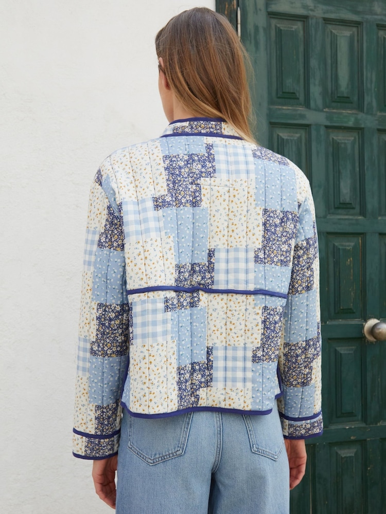 Threadbare Blue Floral Patchwork Quilted Jacket - Image 2 of 4