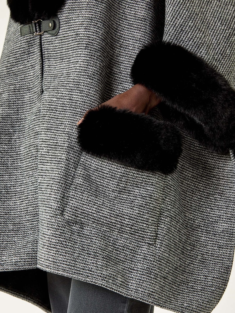Roman Faux Fur Pocket Knit Cardigan Cape - Slika 5 iz 5