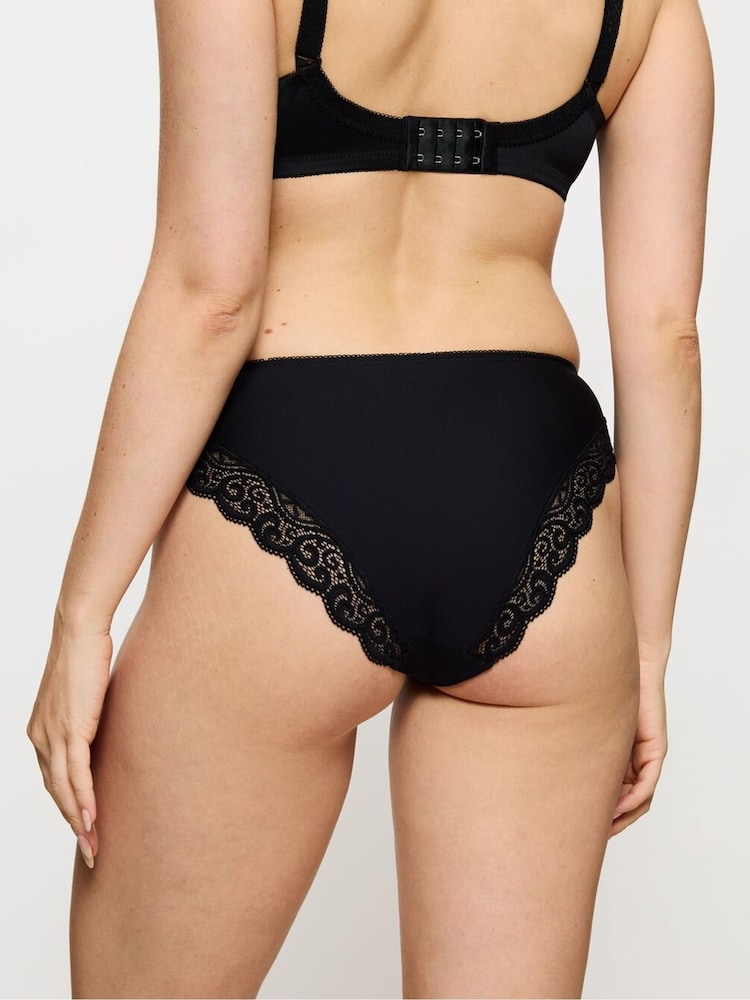 Triumph Amourette 400 Knickers - Image 2 of 5 Triumph Amourette 400 Knickers - Image 2 of 5