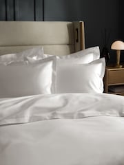 White Collection Luxe 800 Thread Count Egyptian Cotton Sateen Duvet Cover and Pillowcase Set - Image 2 of 4