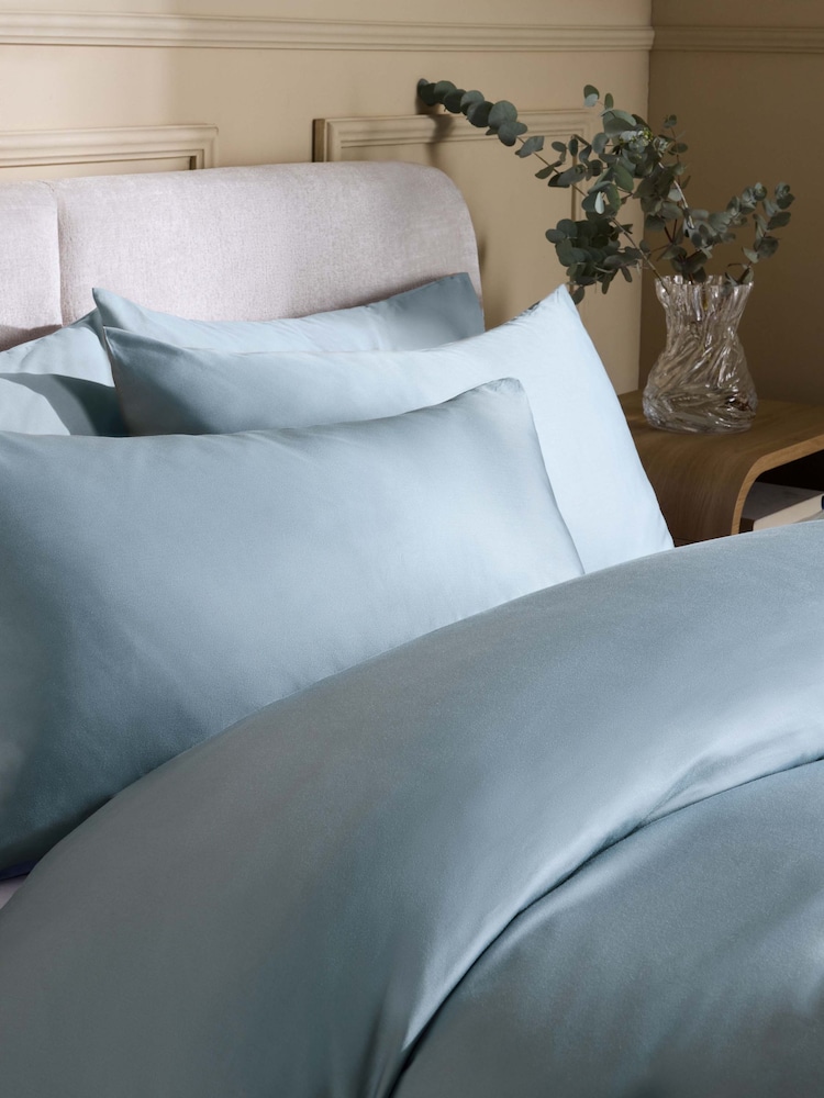 Mid Blue 400 Thread Count Egyptian Cotton Sateen Luxury Duvet Cover and Pillowcase Set - Image 2 of 4