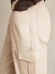 Reiss Light Stone Robinson Cotton-Lyocell Cargo Trousers - Image 4 of 6