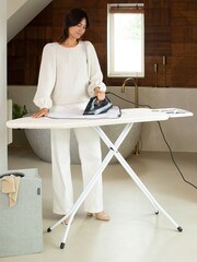 Brabantia Ecru Ironing Board Size C with Solid Steam Iron Rest - Image 2 of 6