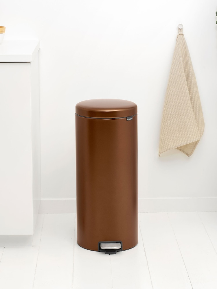 Brabantia Warm Bronze NewIcon Pedal Bin - Image 6 of 6