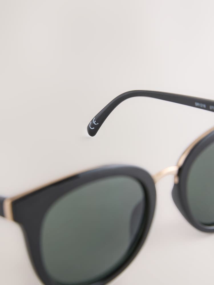 Black Round Sunglasses - Image 4 of 4