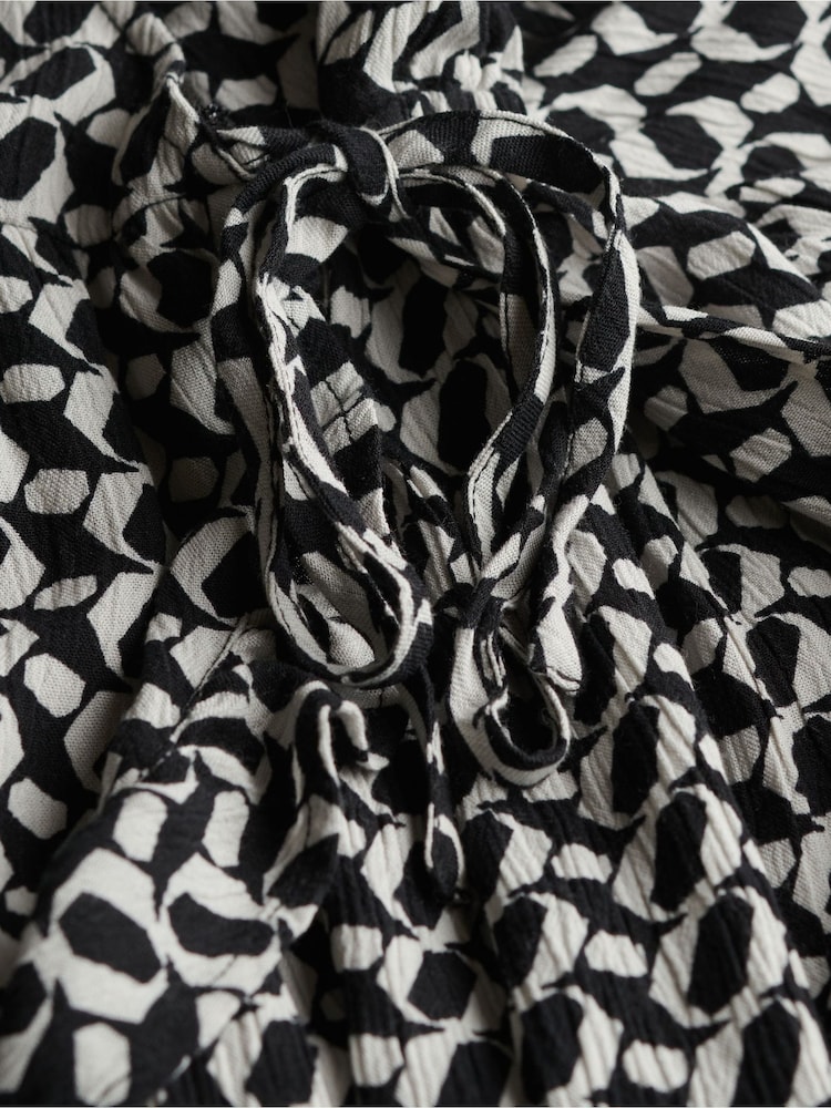 Superdry Black Short Sleeve Printed Mini Wrap Dress - Image 7 of 7