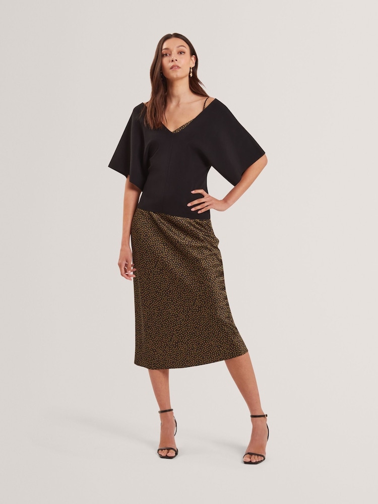 Ted Baker Black Reginah-V-Neck Knit Top - Image 2 of 7