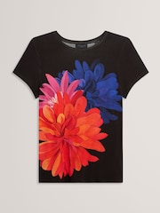 تيشرت Riccia بقصَة ضيقة مُزيّن بطبعة من Ted Baker - صورة 7 من 8