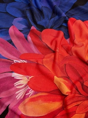تيشرت Riccia بقصَة ضيقة مُزيّن بطبعة من Ted Baker - صورة 8 من 8