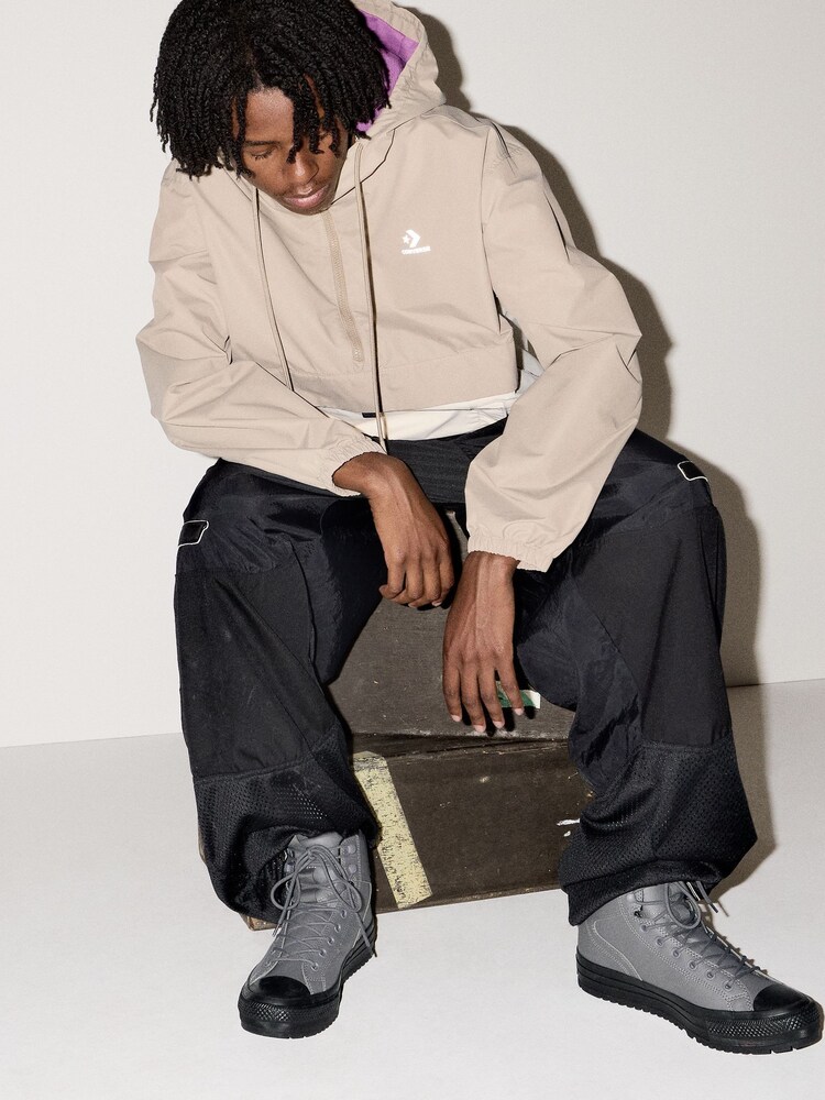 Buy Converse Grey Chuck Taylor All Star Hiker Boots from  display picture 2