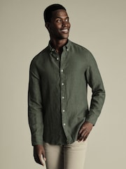 Grün - Charles Tyrwhitt Kurzärmeliges Hemd aus 100 % Leinen in Slim-Fit, Uni - Bild 1 von 6