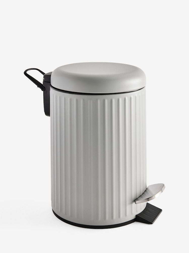 Light Grey Rib Soft Close 3 Litre Pedal Bin - Image 2 of 2