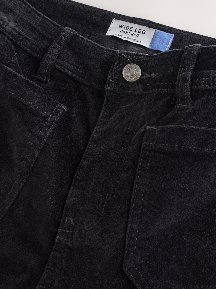 Negro - Velvet Cord Patch Pocket Wide Leg Jeans - Imagen 9 de 9 Negro - Velvet Cord Patch Pocket Wide Leg Jeans - Imagen 9 de 9