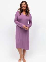 قميص نوم قصير بكُم طويل تشكيلة Nora Rose من Cyberjammies - صورة 1 من 4