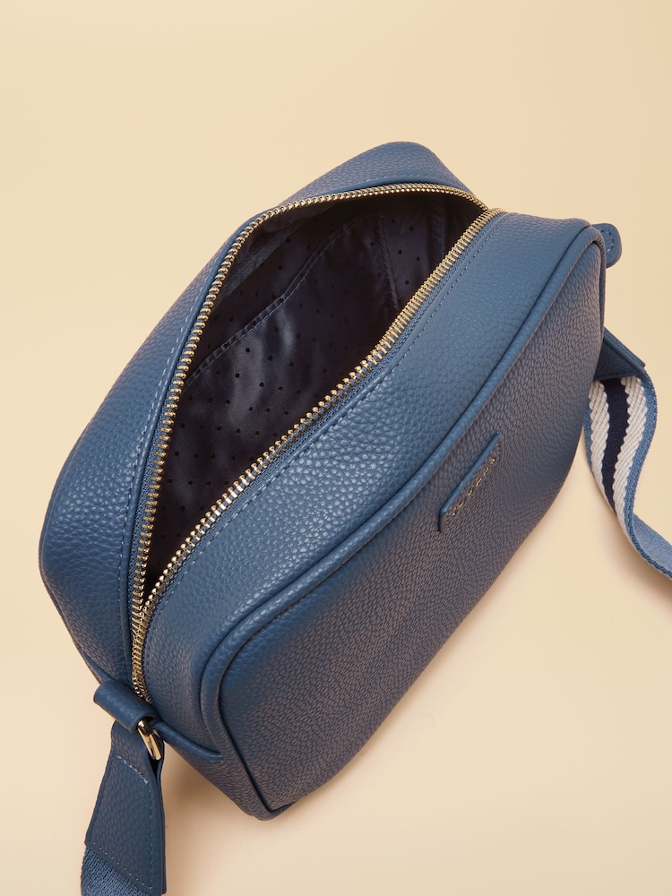 Joules Trent Blue Adjustable Cross Body Bag - Image 8 of 8 Joules Trent Blue Adjustable Cross Body Bag - Image 8 of 8