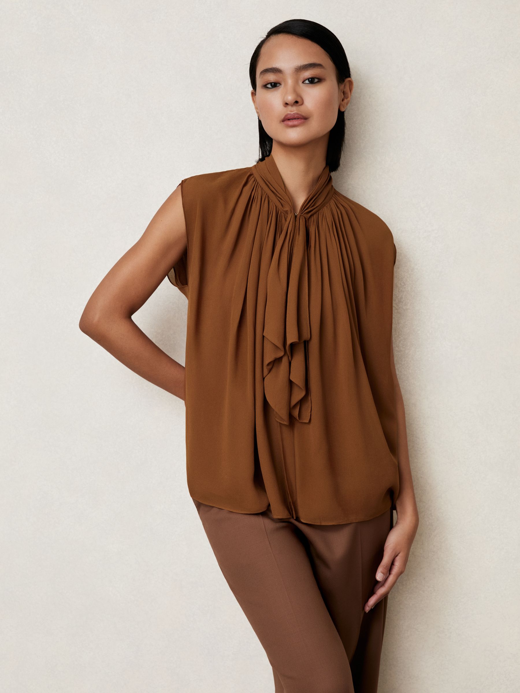 MY sleeveless ブラウス　ブラウン　M Buy Reiss Tan Brown Lucy Crepe-Chiffon Ruffle Sleeveless Top from