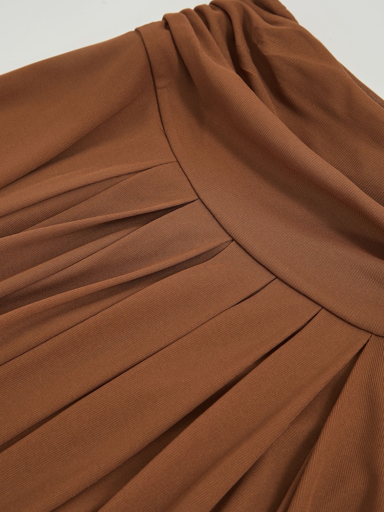 Reiss Tan Brown Saffron Jersey Ruched-Waist Maxi Skirt - Image 6 of 6