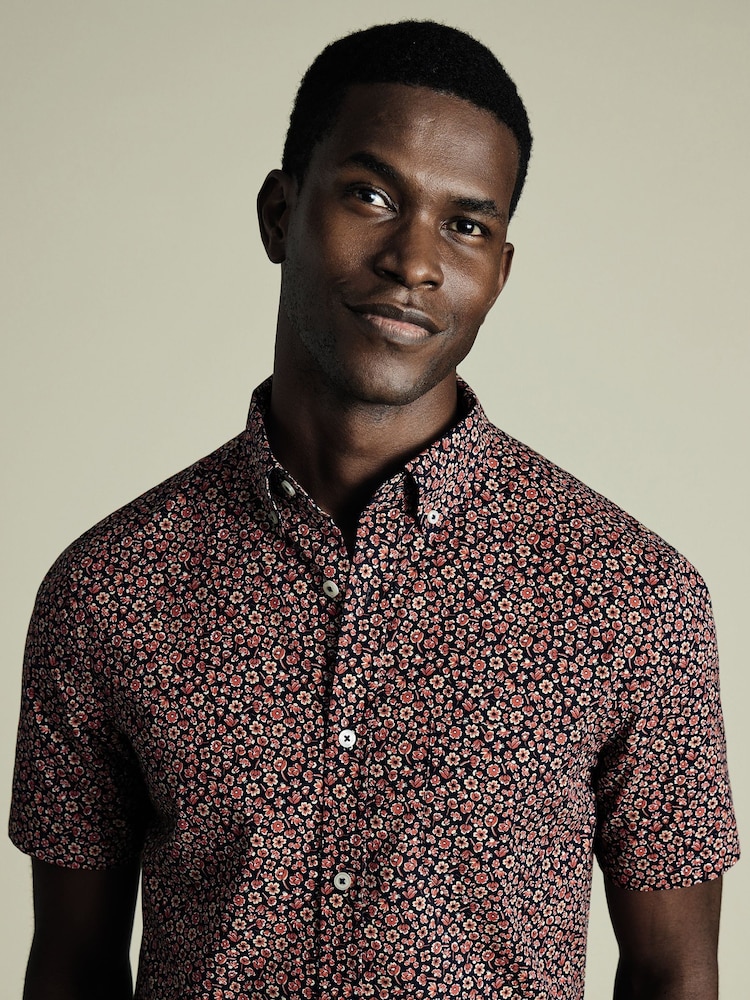 Charles Tyrwhitt Dark Navy Slim Fit Fish Slim Fit Short Sleeve Non-Iron Print 100% Cotton Shirt - Image 2 of 5