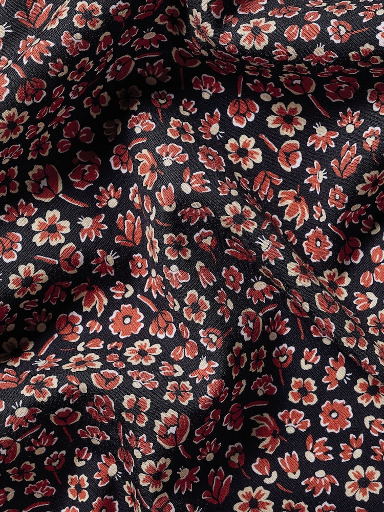 Charles Tyrwhitt Dark Navy Slim Fit Fish Slim Fit Short Sleeve Non-Iron Print 100% Cotton Shirt - Image 5 of 5