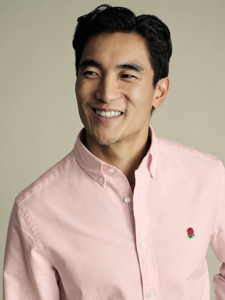 Charles Tyrwhitt Pink Classic Fit Plain Button-Down Stretch Washed 100% Cotton Oxford Shirt - Image 2 of 6