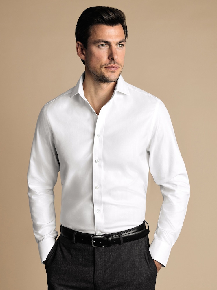Charles Tyrwhitt White Classic Fit Non Iron Herringbone 100% Cotton Shirt - Image 1 of 3