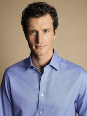 Charles Tyrwhitt Blue Classic Fit Non-Iron Royal 100% Cotton Oxford Shirt - Image 3 of 6