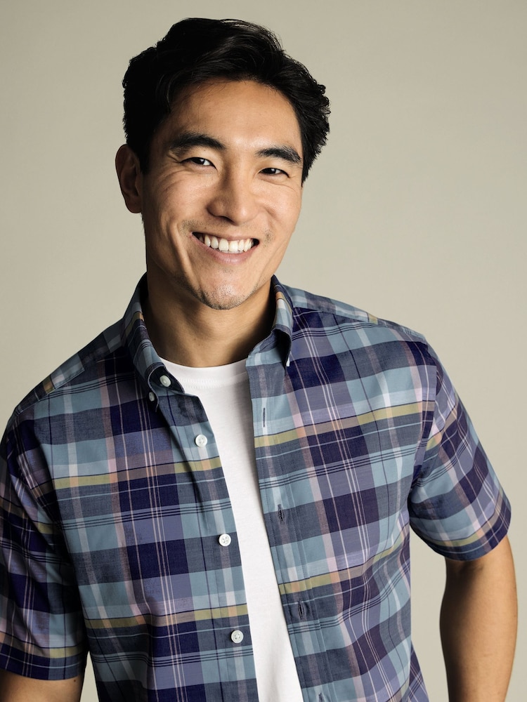 Charles Tyrwhitt Green Slim Fit Multi Check Non-Iron Stretch Poplin Slub Short Sleeve 100% Cotton Shirt - Image 2 of 5