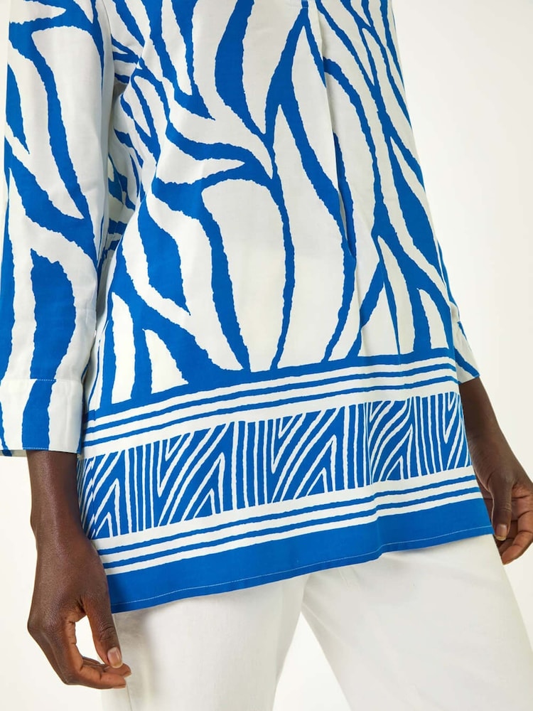 Roman Blue Abstract Print Border Pleat Blouse - Image 5 of 5