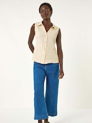White - Roman Textured Sleeveless Buttoned Blouse - Image 2 of 5