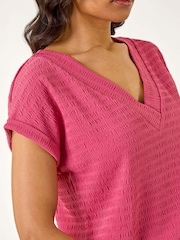 Roman Bubble Crepe V-Neck Stretch T-Shirt - Imagem 5 de 5