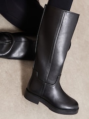 Preto - Friends Like These Faux Leather Casual Flat Pull On Riding Boots - Imagem 1 de 5