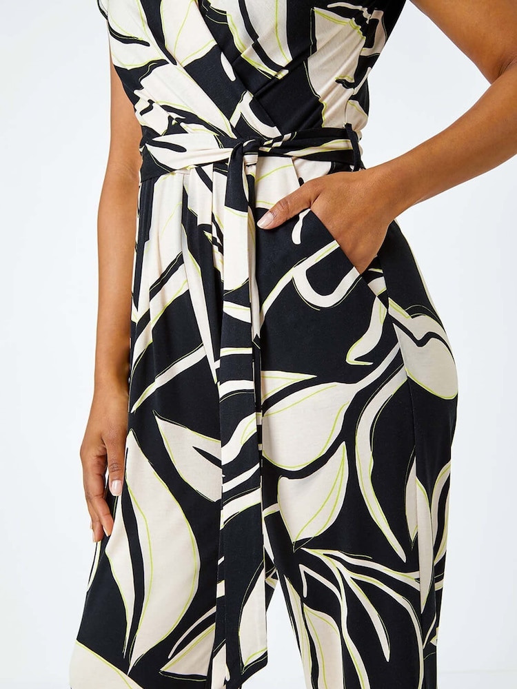 Roman Stretch-Jumpsuit mit Blatt-Print in Petite-Größe - Bild 6 von 6 Roman Stretch-Jumpsuit mit Blatt-Print in Petite-Größe - Bild 6 von 6