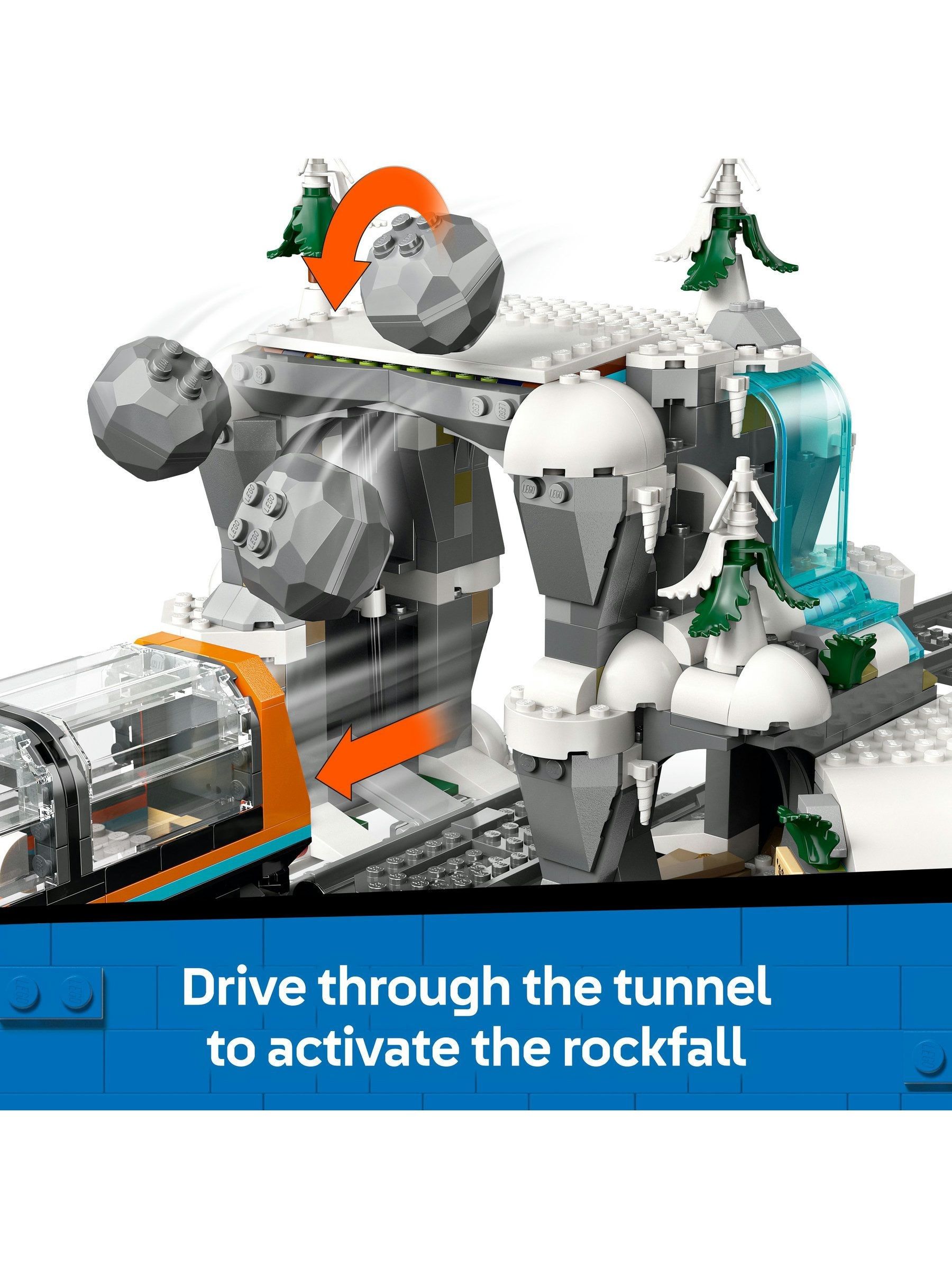 ドゥック Buy LEGO City Explorers Arctic Polar Express Train Set 60470 from