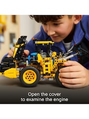 LEGO Technic Volvo L120 Electric Wheel Loader Construct Toy 42209 - Bild 5 von 9
