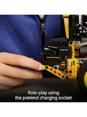 LEGO Technic Volvo L120 Electric Wheel Loader Construct Toy 42209 - Bild 7 von 9