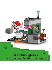 LEGO Minecraft The Warden Encounter Interactive Toy 21274 - Image 5 of 8