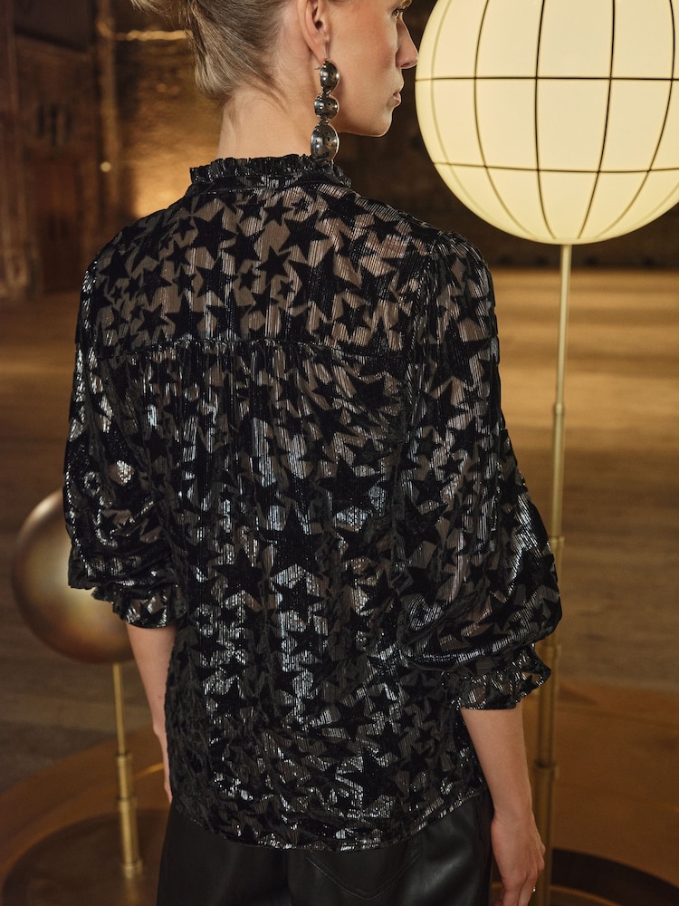 Love & Roses Black Star Printed RO Burnout Pie Crust Blouse - Image 4 of 4
