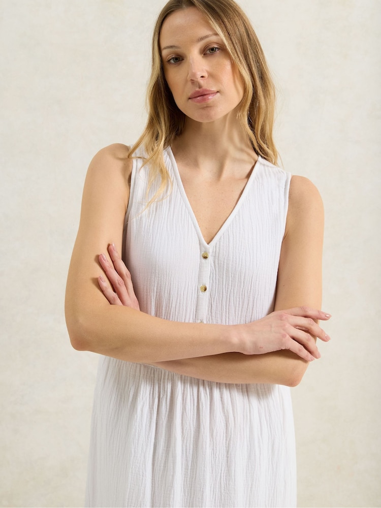 Ro&Zo White Petite V-Neck Cheesecloth 100% Cotton Midaxi Dress - Image 2 of 3