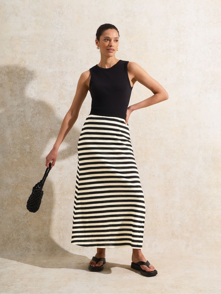 Ro&Zo Black Stripe Knit Midi Skirt - Image 2 of 5