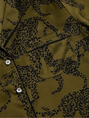Victoria's Secret Green Chameleon Leopards Satin Short Pyjamas Set - Image 4 of 4