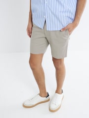 River Island Brown Unbelted Chino Shorts - Image 1 of 4