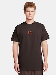 Nike Brown Back Graphic Print T-Shirt - Image 1 of 4