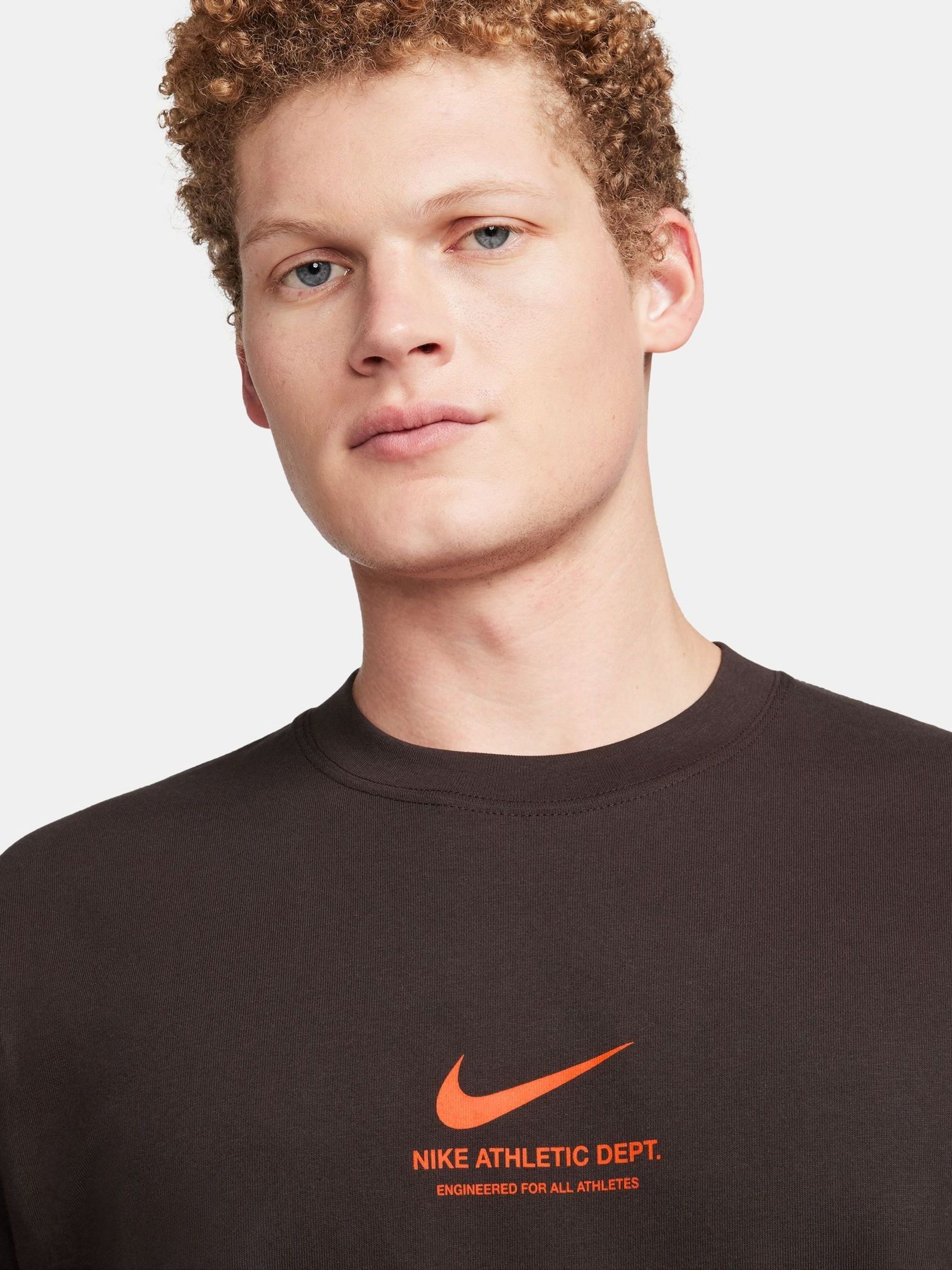 black and brown nike shirt