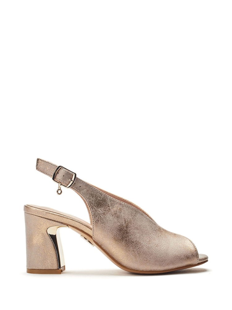Moda in Pelle Love High Vamp Comfort Sandals with Swoosh Heels - Image 1 of 4