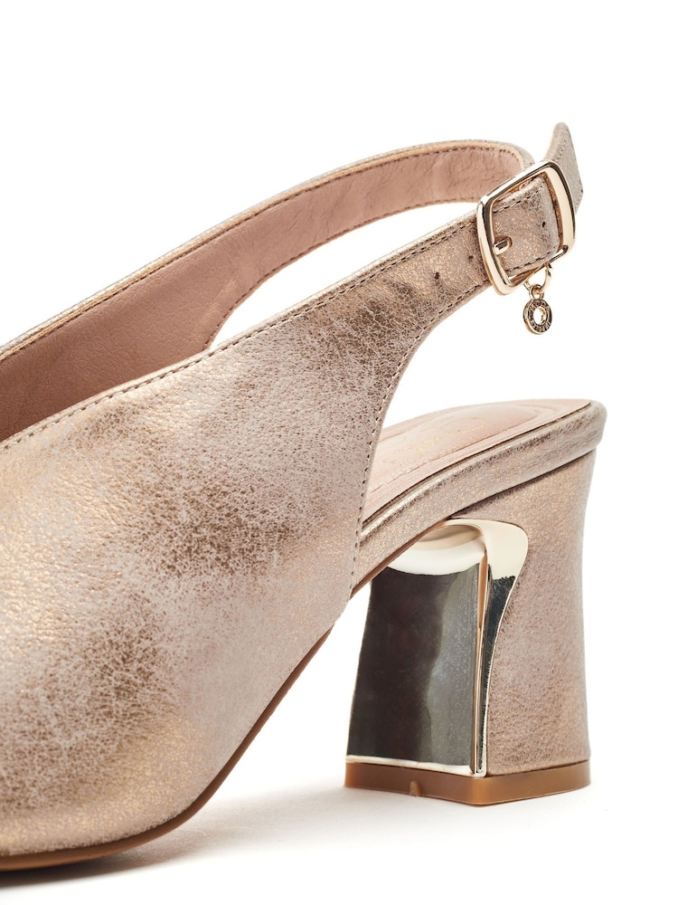 Natur - Moda in Pelle Love High Vamp Comfort Sandals with Swoosh Heels - Bild 4 von 4 Natur - Moda in Pelle Love High Vamp Comfort Sandals with Swoosh Heels - Bild 4 von 4