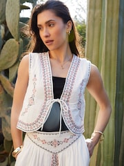 Threadbare Cream 100% Cotton Embroidered Tie Front Waistcoat - Image 4 of 4