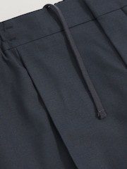 Stahlblau - Reiss Brighton Relaxed-Fit Pleated Tapered Trousers - Bild 7 von 7