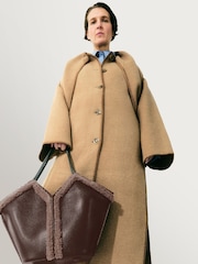 Hereu Studio Brown Calella Curly Shearling Trims Bag - Image 11 of 11